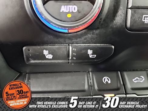 Used 2022 GMC Sierra 1500 Elevation image 32