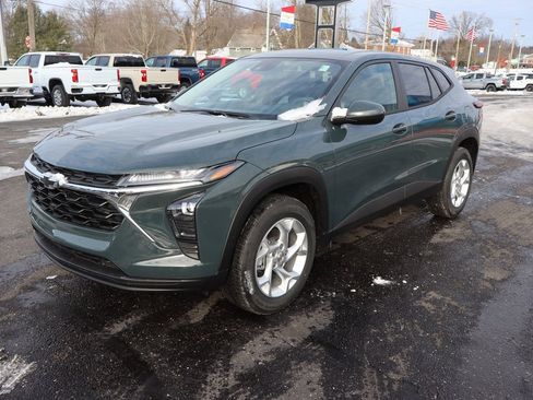 New 2026 Chevrolet Trax LS w/ LS Convenience Package image 22