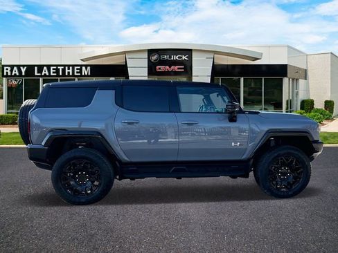 New 2026 GMC Hummer EV SUV image 6