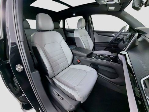 New 2026 Volkswagen Atlas Cross Sport SEL R-Line AWD/4WD image 30