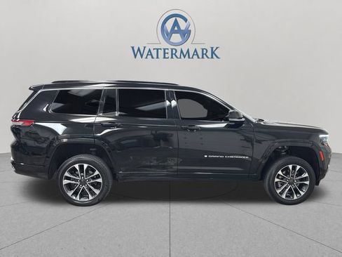 Used 2024 Jeep Grand Cherokee L Overland w/ Luxury Tech Group IV AWD/4WD image 7
