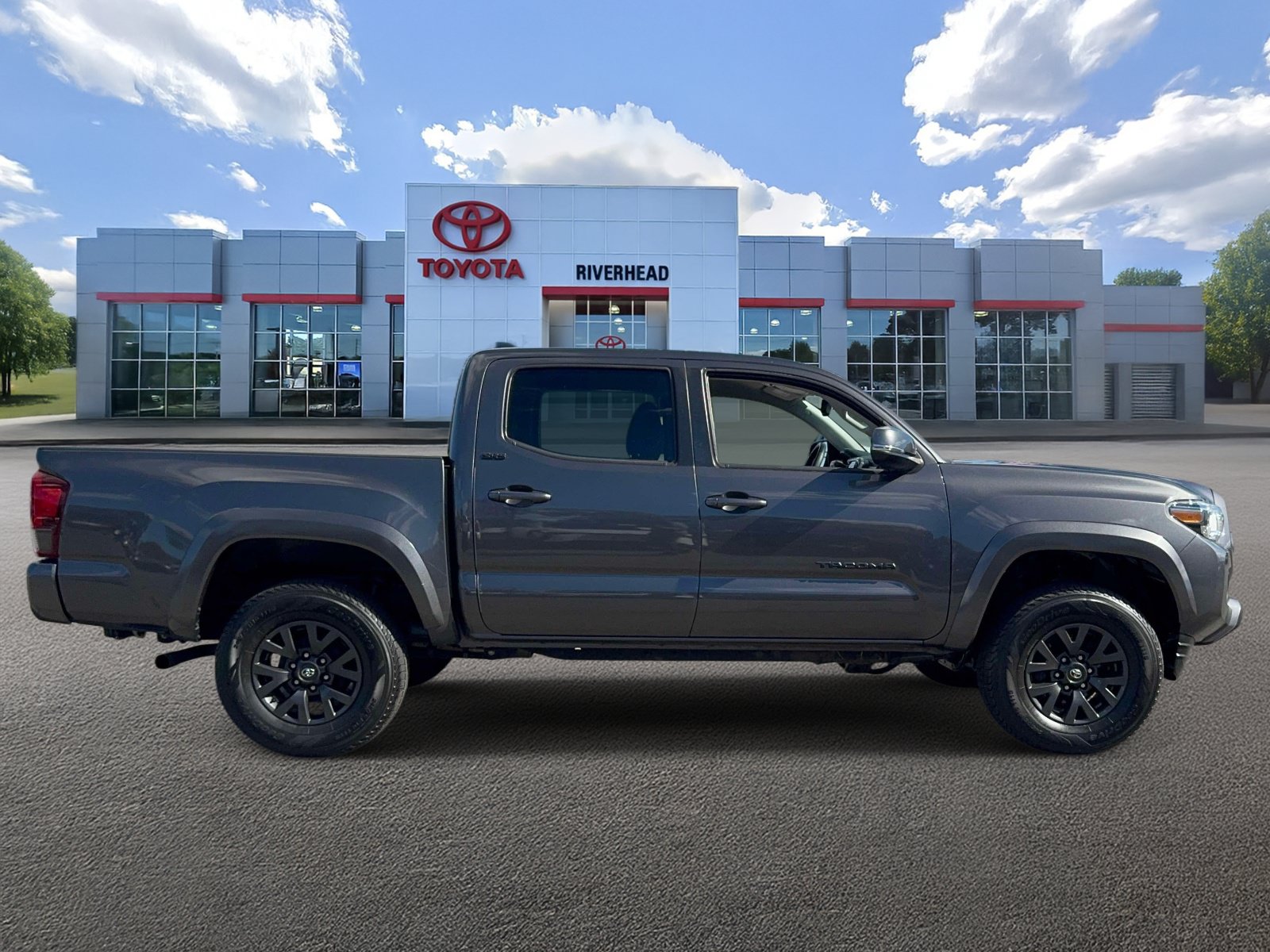 Certified 2023 Toyota Tacoma SR5 w/ Technology Package AWD/4WD image 4