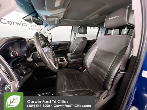 Used 2016 GMC Sierra 2500 Denali w/ Duramax Plus Package image 25