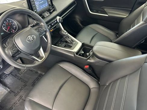 Certified 2019 Toyota RAV4 XLE Premium w/ Carpet Mat Package FWD image 12