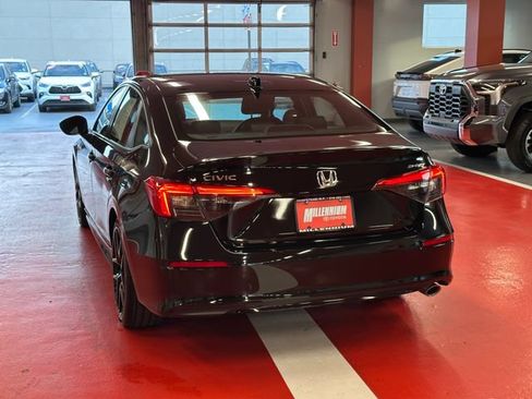 Used 2024 Honda Civic Sport image 5