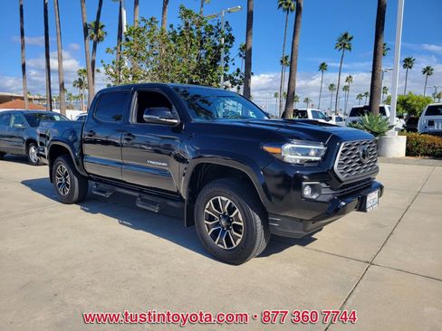 Certified 2023 Toyota Tacoma TRD Sport image 2