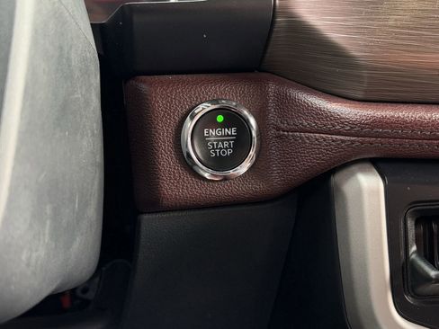 Used 2022 Ford Expedition Limited RWD image 19