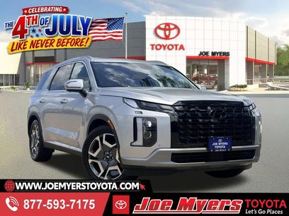 Used 2023 Hyundai Palisade Limited w/ Cargo Package