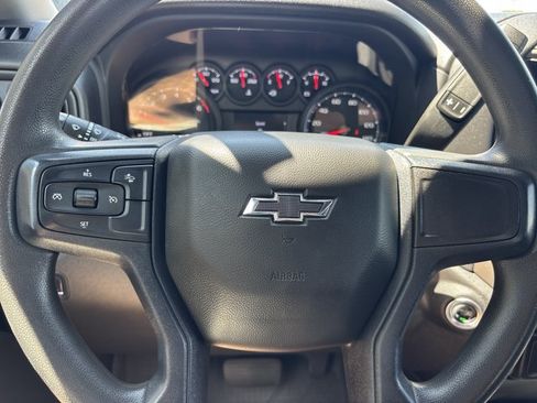 Used 2025 Chevrolet Silverado 1500 Custom Trail Boss w/ Turbomax Blackout Package AWD/4WD image 27