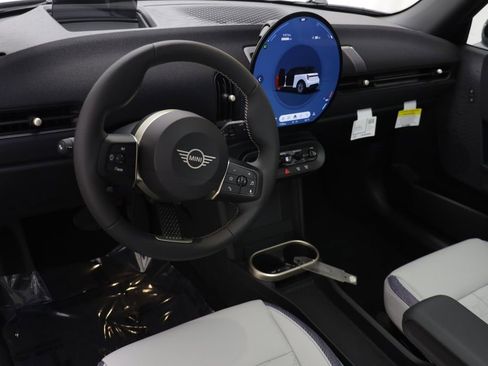 New 2026 MINI Cooper 2-Door Hardtop FWD image 7