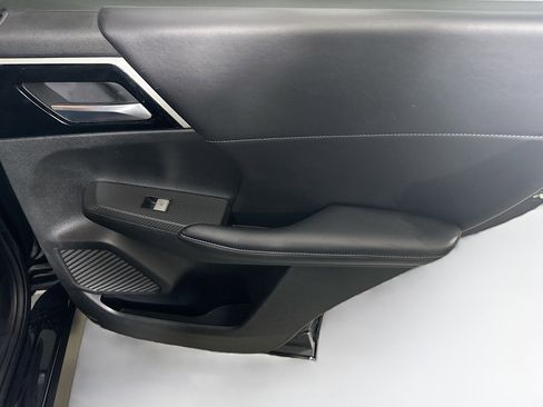 Used 2024 Mitsubishi Outlander SE image 30