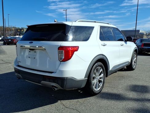 Used 2021 Ford Explorer Limited w/ Equipment Group 301A image 6