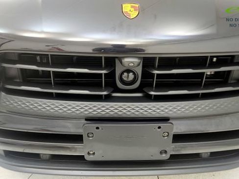 Used 2024 Porsche Macan S AWD/4WD image 23