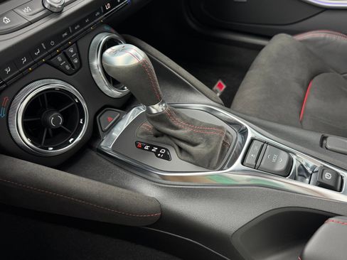 Used 2022 Chevrolet Camaro ZL1 image 52