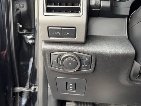 Used 2018 Ford F150 Raptor w/ Equipment Group 802A Luxury AWD/4WD image 15