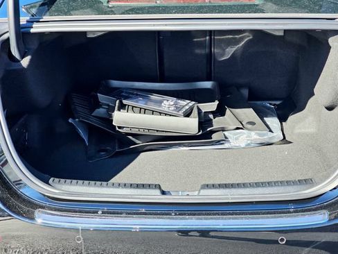 New 2026 Mercedes-Benz E 350 4MATIC Sedan image 8