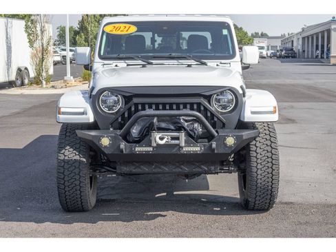 Used 2021 Jeep Gladiator Overland AWD/4WD image 8