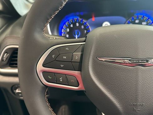 New 2026 Chrysler Pacifica Pinnacle AWD/4WD image 24