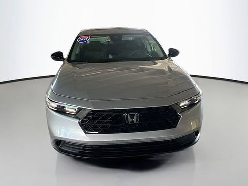 Used 2025 Honda Accord SE image 3