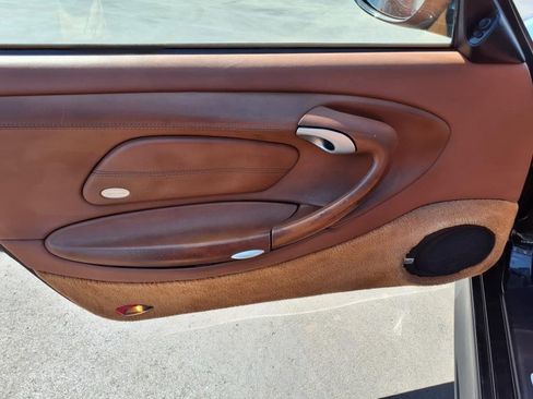 Used 2004 Porsche 911 Carrera 4S image 12