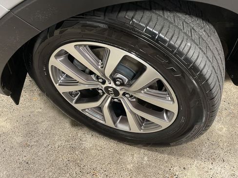 Used 2016 Kia Sportage LX image 17