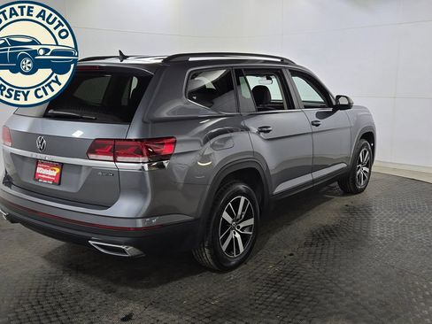 Used 2023 Volkswagen Atlas SE AWD/4WD image 7