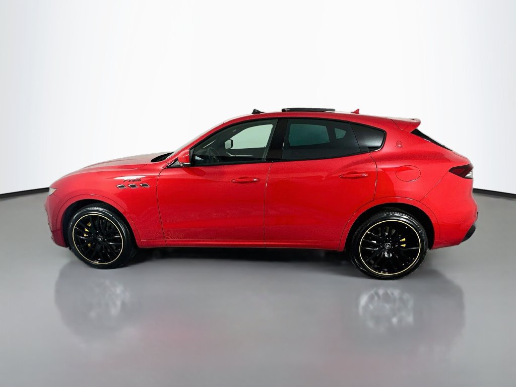 Used 2022 Maserati Levante F Tributo AWD/4WD image 2