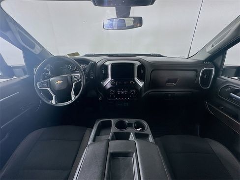 Used 2022 Chevrolet Silverado 3500 LT w/ Convenience Package image 10