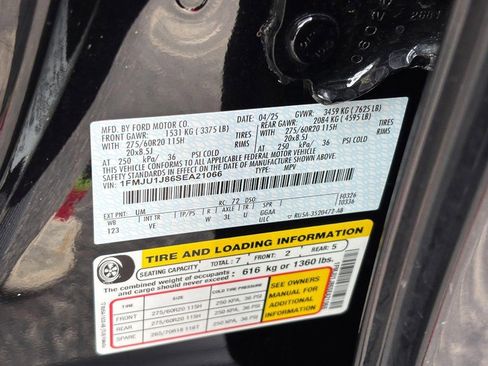 Used 2025 Ford Expedition Active image 29