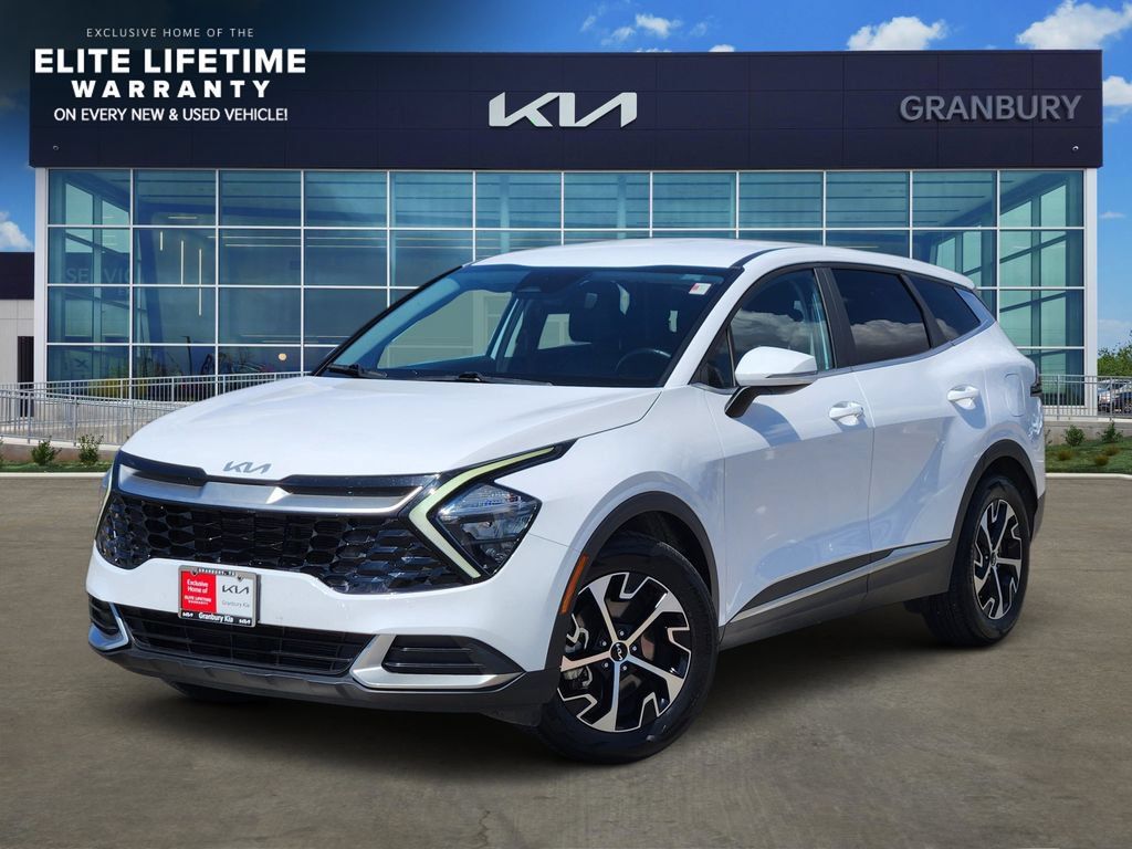 Used 2023 Kia Sportage EX FWD image 1
