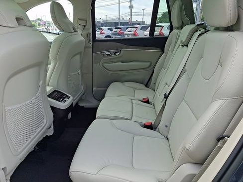 Certified 2025 Volvo XC90 B6 Plus w/ Protection Package Premier AWD/4WD image 10