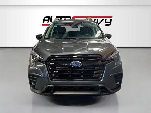 Used 2025 Subaru Ascent Onyx Edition AWD/4WD image 2
