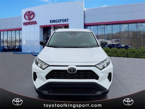 Used 2025 Toyota RAV4 LE image 8