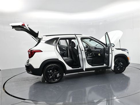 New 2026 Kia Seltos EX image 52