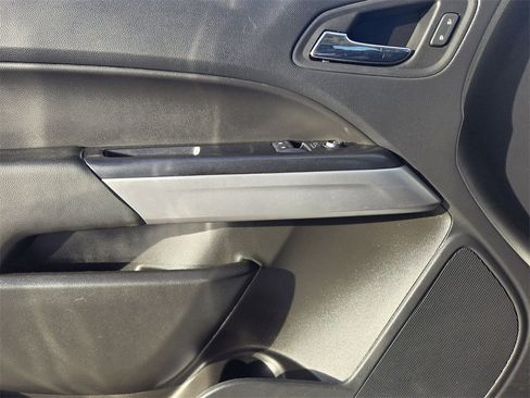 Used 2022 Chevrolet Colorado LT w/ Fleet Safety Package image 21