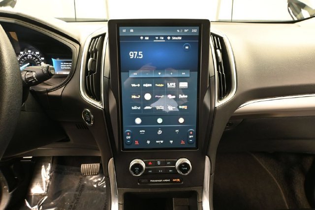 Used 2024 Ford Edge Titanium AWD/4WD image 25