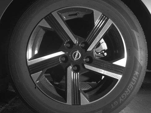 Used 2025 Nissan Sentra SV image 14