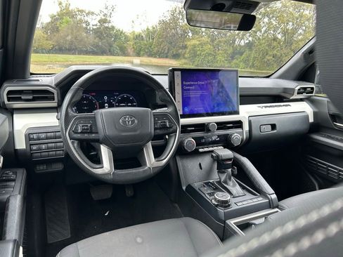 Used 2024 Toyota Tacoma TRD Off-Road AWD/4WD image 12