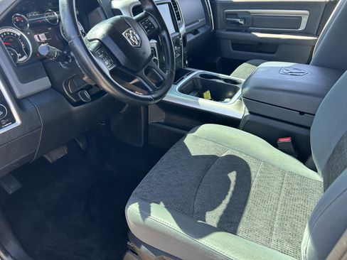 Used 2017 RAM 1500 Big Horn AWD/4WD image 9