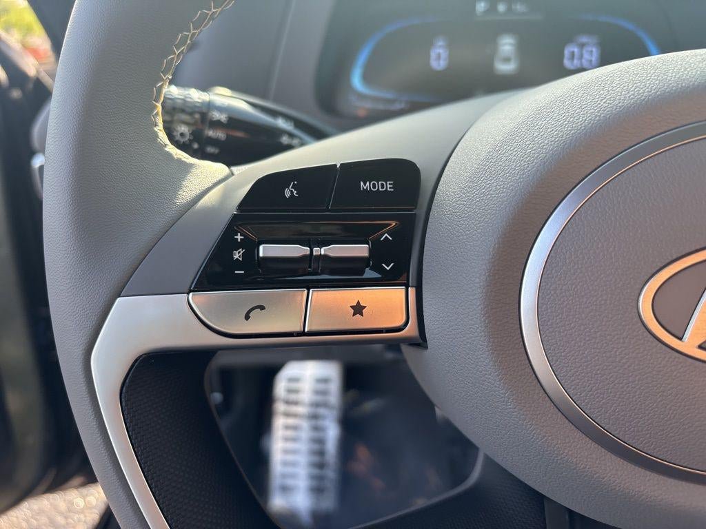 New 2026 Hyundai Elantra Sport FWD image 31