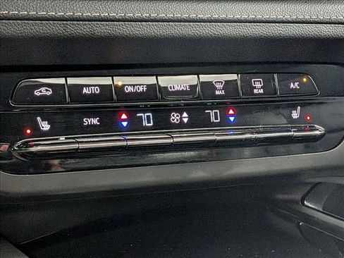 Used 2023 Buick Envision Essence w/ Sport Touring Package image 15