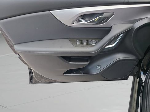 New 2026 Chevrolet Blazer LT w/ Convenience Package FWD image 16