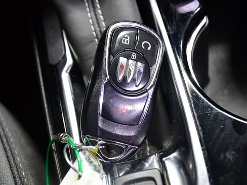 Used 2025 Buick Encore GX Preferred FWD image 34