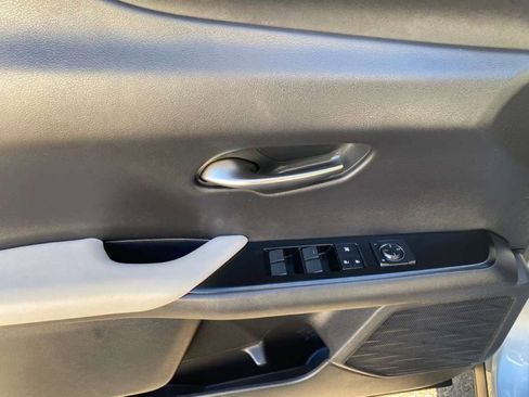 Used 2024 Lexus UX 250h FWD image 15