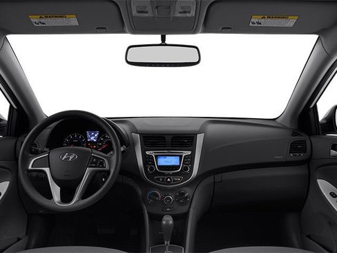 Used 2013 Hyundai Accent SE FWD image 7
