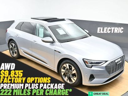Used 2022 Audi e-tron Premium Plus w/ Premium Plus Package