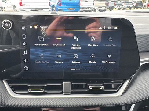New 2026 Chevrolet Equinox LT w/ Convenience Package II FWD image 19