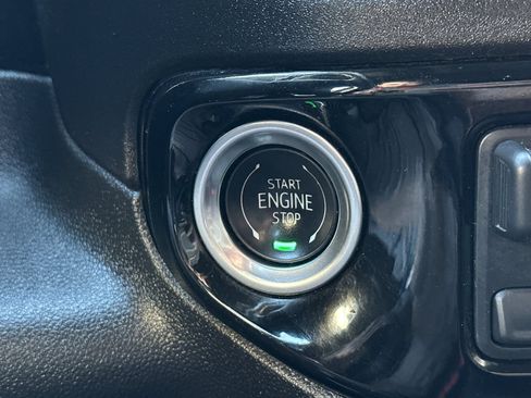 Used 2024 Chevrolet Silverado 2500 LT image 28