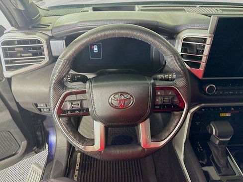 Used 2024 Toyota Sequoia Platinum image 12