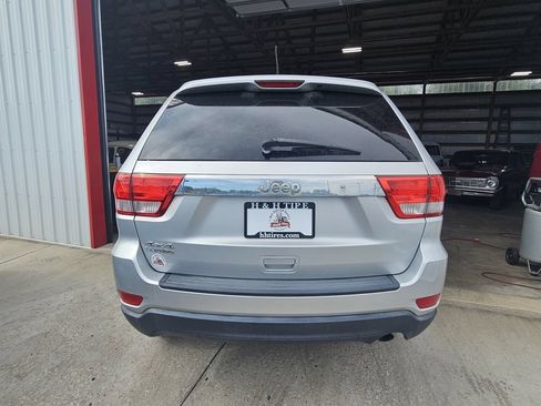 Used 2013 Jeep Grand Cherokee Laredo AWD/4WD image 7